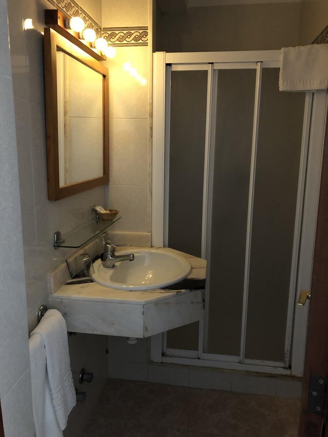 Hostal De La Caravel-La Cala d'Or  Ngoại thất bức ảnh