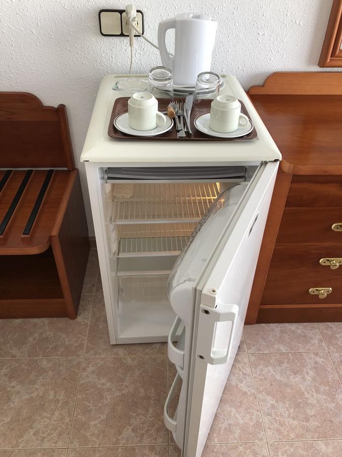 Hostal De La Caravel-La Cala d'Or  Ngoại thất bức ảnh