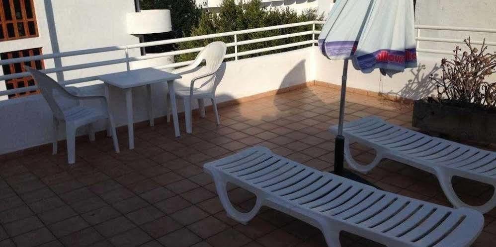 Hostal De La Caravel-La Cala d'Or  Ngoại thất bức ảnh